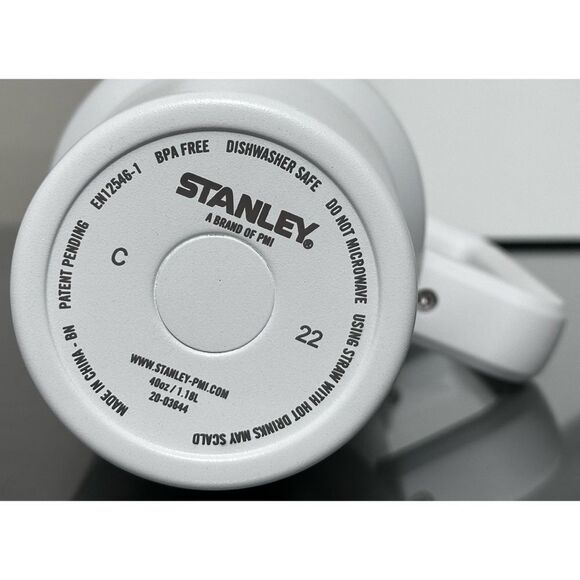 Stanley Adventure Quencher 40oz Tumbler- MATTE TERRAZZO - Picture 5 of 5